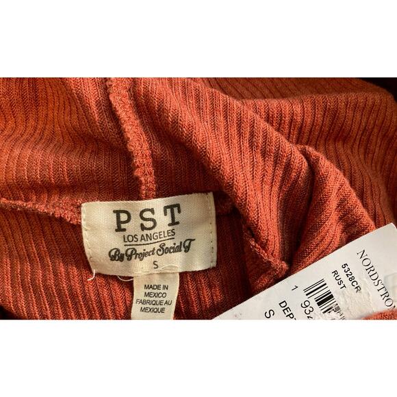 PST by Project Social T Rib Knit Soft Hoodie Top Sz Small Rust NWT Cozy Pullover - Picture 6 of 7